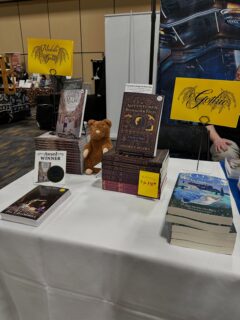 Cozy magical mysteries solved by voles and eccentric magicians all set up at WFC 2026!
@karenmccoybooks #books #worldfantasyconvention #thevoles